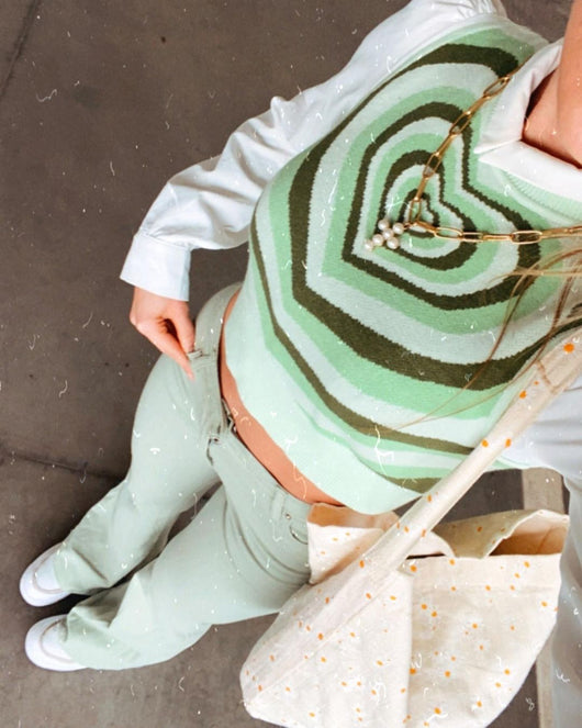 Pantalones Verdes Acampanados Slim para Mujer - Image 9