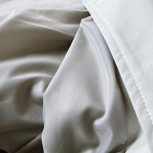 Gabardina Clásica Británica Midi para Niña - Image 11