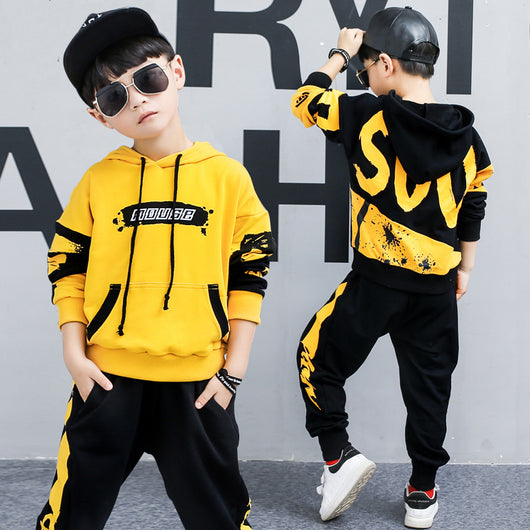 Conjunto Deportivo con Capucha para Niño