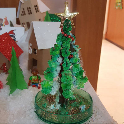 Árbol de Navidad Mágico Creciente de Papel - Image 2