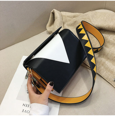 Bolso Triangular para el Hombro - Image 8