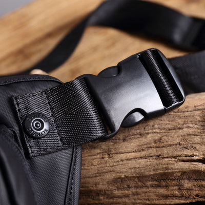 Bolsa de Pecho Multifuncional Flow - Nylon Impermeable y Ligera para Hombre - Image 8