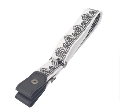 Beige elastic no-buckle belt with adjustable clips, designed for an invisible and comfortable fit. - Image 7