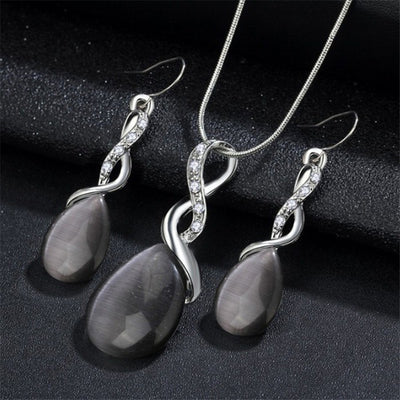 Conjunto de Joyas Ópalo para Mujer - Collar y Aretes de Circonita Cúbica Gota de Agua - Image 6