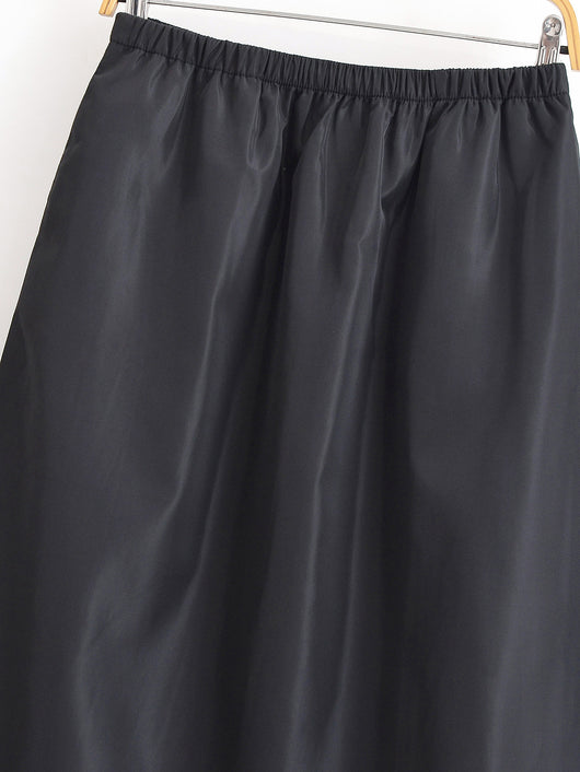Chaqueta Minimalista Otoñal con Cuello Solapa y Falda Integrada - Image 8