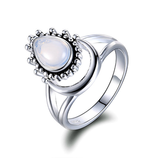 Anillo de Plata Tailandesa con Piedra de Luna