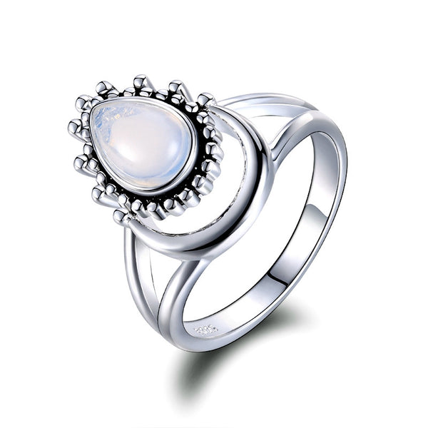Anillo de Plata Tailandesa con Piedra de Luna