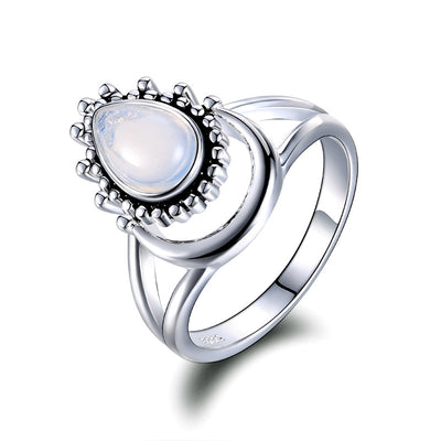 Anillo de Plata Tailandesa con Piedra de Luna