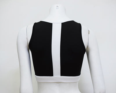 Conjunto Deportivo con Costuras Contrastantes en Blanco y Negro - Image 16