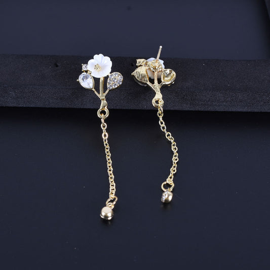 Aretes de Perla con Borla de Flor y Aguja de Plata - Estilo Coreano Elegante