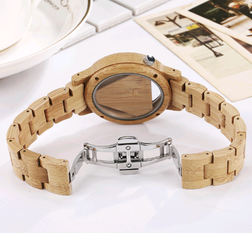 Reloj de Madera con Diseño Hueco Moderno y Elegante - Image 3