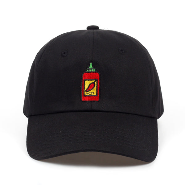 Gorra de béisbol con bordado de botella de salsa picante