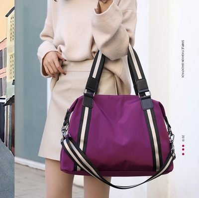 Bolsa de Viaje Plegable para Mujer - Diseño a Rayas Coreano - Image 9