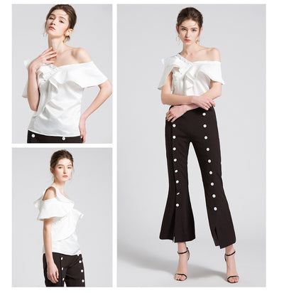 Blusa Elegante con Volantes y Cuello Diagonal