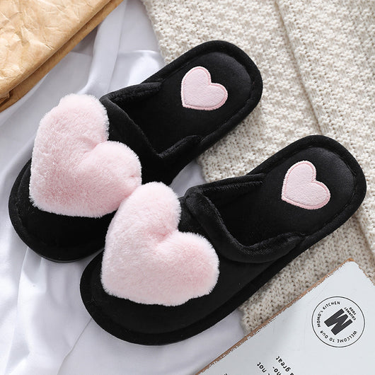 Pantuflas de Invierno Acogedoras con Diseño Romántico para San Valentín - Image 13