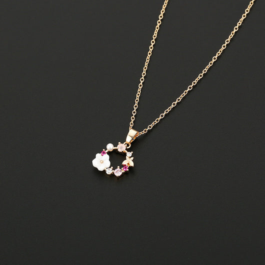 Collar Garland de Rosas en Oro Rosado - Image 4
