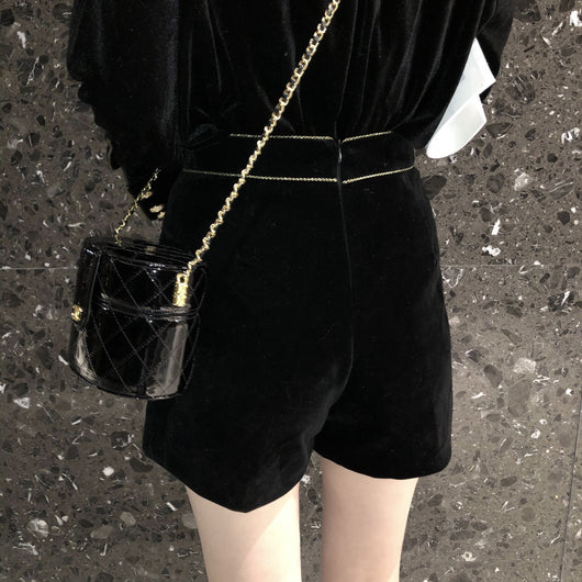 Shorts de Terciopelo para Mujer Madura - Elegancia y Confort para Otoño - Image 4