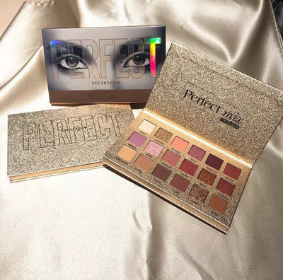 Paleta de Maquillaje 18 Colores: Sombras y Labiales Todo en Uno - Image 7