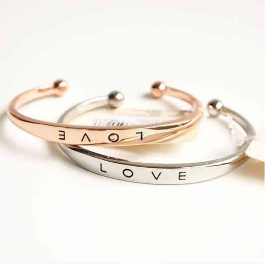 Pulsera Aleación Love - Diseño Elegante y Duradero
