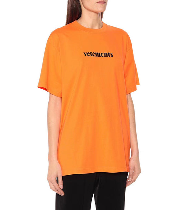 Playera con Lema Urbano