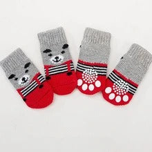 Calcetines Antiarañazos para Mascotas con Diseño de Osito - Image 4