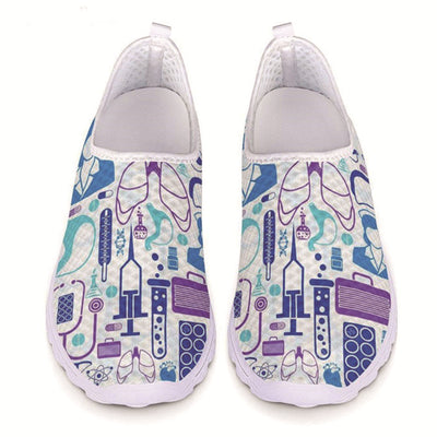 Zapatos con Estampado de Enfermera - Image 3