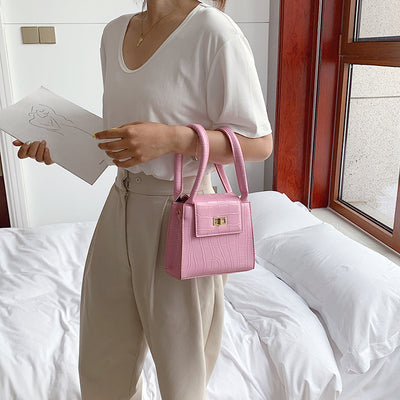 Bolsa Bandolera Cuadrada Compacta - Diseño Minimalista y Portátil - Image 9