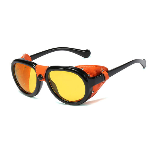 Gafas de Cuero Rojo con Remaches Metálicos - Image 6