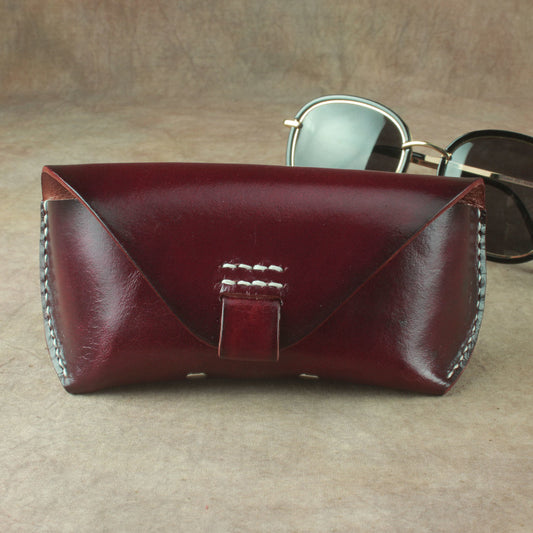 Estuche Artesanal Retro para Gafas de Cuero Genuino con Correa