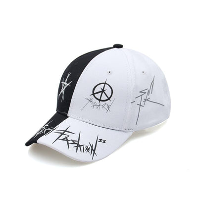 Gorra Snapback Patchwork Graffiti Blanco y Negro - Estilo Hip Hop Urbano Unisex - Image 6