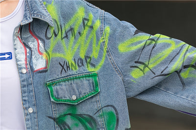 Chaqueta Denim Oversized con Estampado Grafiti para Mujer - Image 4