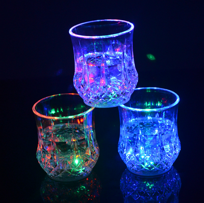 Vaso de Plástico con Tecnología de Inducción - Image 4