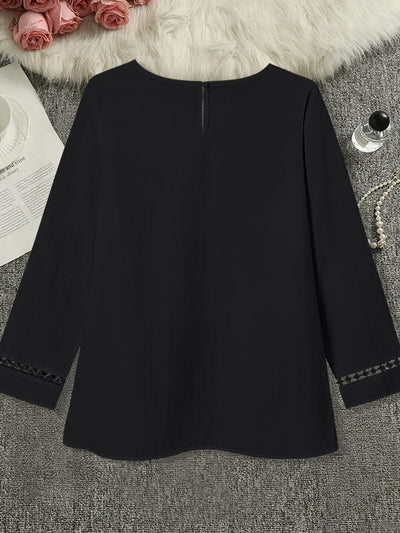 Blusa Semitransparente con Cuello Redondo y Detalles Calados - Image 17