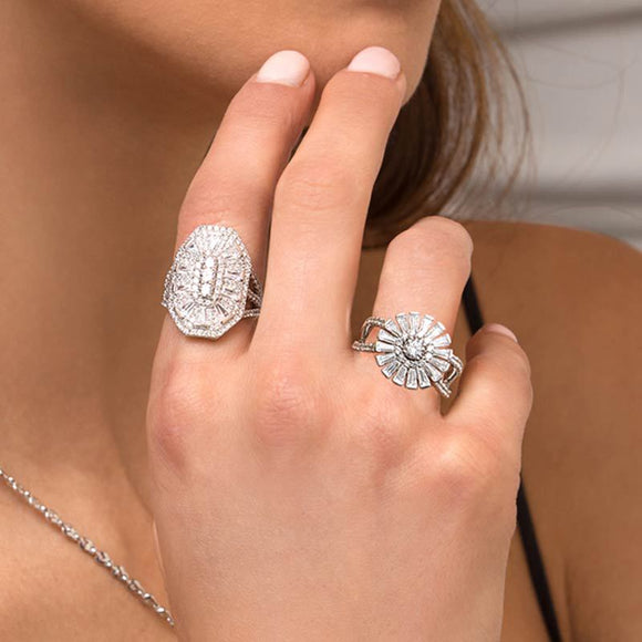 Anillo Vintage de Plata 925 con Diamantes Micro Incrustados - Diseño Elegante
