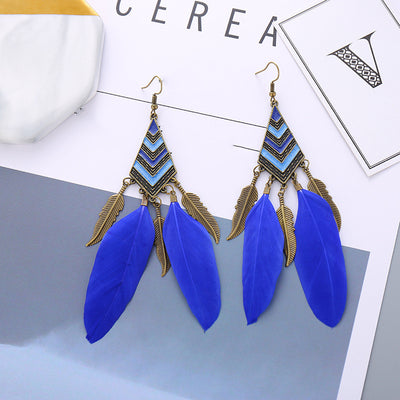 Aretes Bohemios de Hoja Diamante con Borla y Pluma para Mujer - Image 14