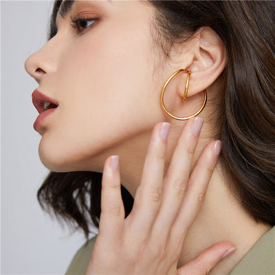 Aretes Cool Wind para la Oreja - Diseño Moderno y Fresco