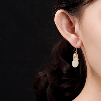 Aretes Vintage de Flor de Magnolia Hetian Natural - Image 3