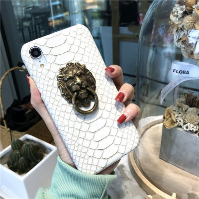 Funda iPhone XS Max con Diseño de Cabeza de León en Cuero - Compatible Apple - Image 2