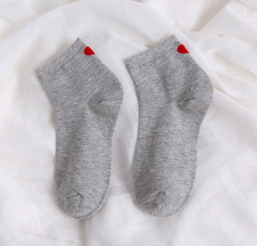 Calcetines de Algodón para Mujer con Diseño de Corazones - Otoño e Invierno - Image 7