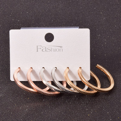 Set de Aretes Cuadrados en Aleación Metálica - Image 8