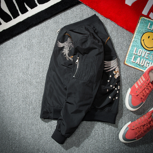 Chaqueta Bomber Hombre Estilo Coreano con Bordado Demonio - Diseño Urbano Moderno - Image 10