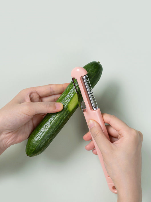 Pelador Multiusos de Acero Inoxidable con Cuchillo para Frutas y Verduras - Image 8