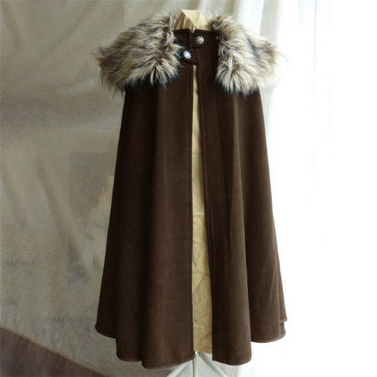 Capa Renacentista con Cuello de Piel - Image 3