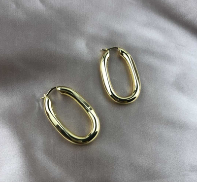 Aretes Dorados en U Oversize - Image 4
