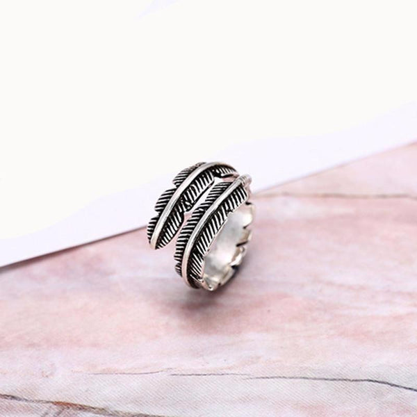 Anillo de Pluma Vintage