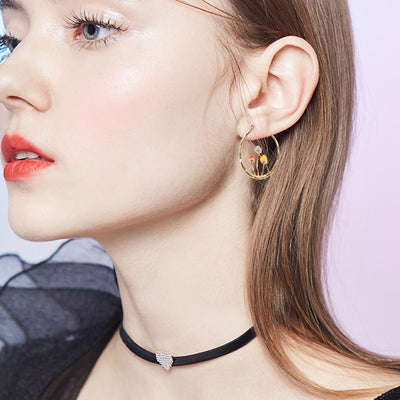 Aretes Colgantes Tres Hongos Dorados para Mujer - Diseño Trendy y Dulce - Image 3