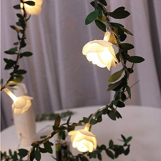 Guirnalda de Luces LED con Flores de Rosas y Hojas Verdes - Alimentación Solar, USB y Batería - Image 5