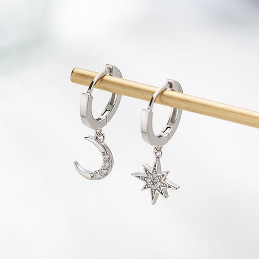 Pendientes Celestiales de Luna y Estrella - Image 7