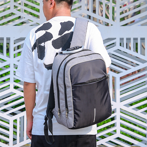 Mochila Antirrobo con Carga USB para Hombres - Image 9