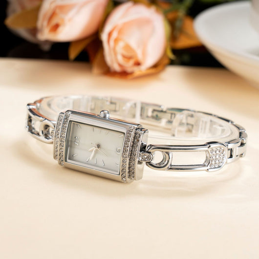 Reloj Cuadrado Lujo Ligero para Mujer con Diseño de Alto Nivel - Image 9